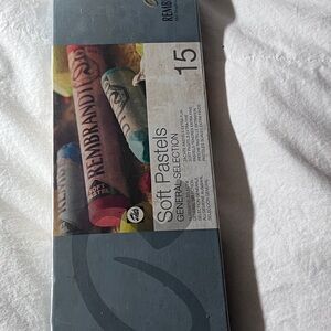 Rembrandt Soft Pastels 15 Stick General Set Sealed